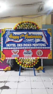 Papan Bunga di Poris Plawad Utara
