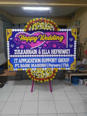 Papan Bunga di Poris Plawad Utara